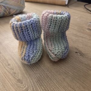 Multicolor Knitted Baby Booties For Newborns